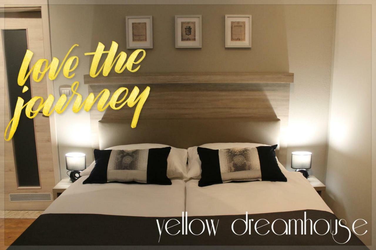 Yellow Dreamhouse Postumia Esterno foto